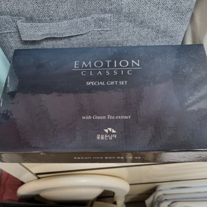 꽃을 든 남자 스킨로션 / 아쿠아 헤어크림