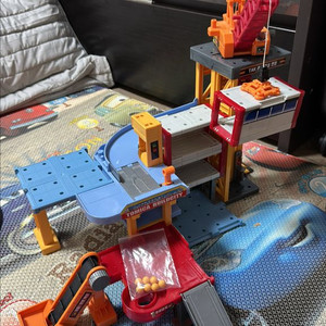 토미카 파워크레인 건설현장