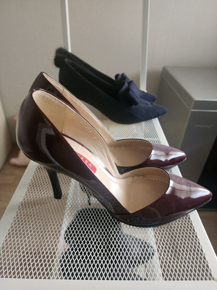 세라 SAERA 여성 구두 240 (37.5) 와인색 하이힐 거의새상품 이미지
