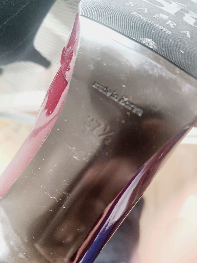 세라 SAERA 여성 구두 240 (37.5) 와인색 하이힐 거의새상품 이미지