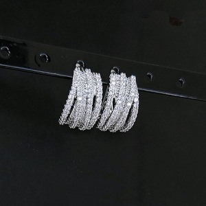 새상품]스와로브스키 스톤 레이어드 링귀걸이/목걸이 반지 팔찌 진주 샤넬 14k 18k 반클리프 루이비통 불가리