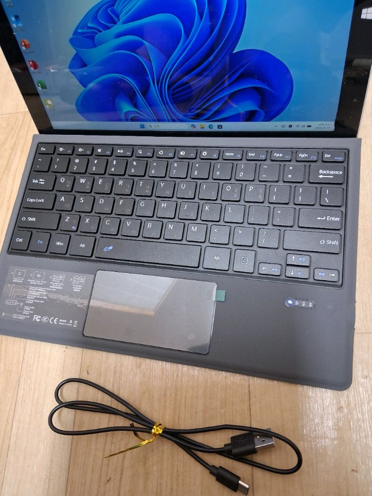 Surface PRO 128GB--1