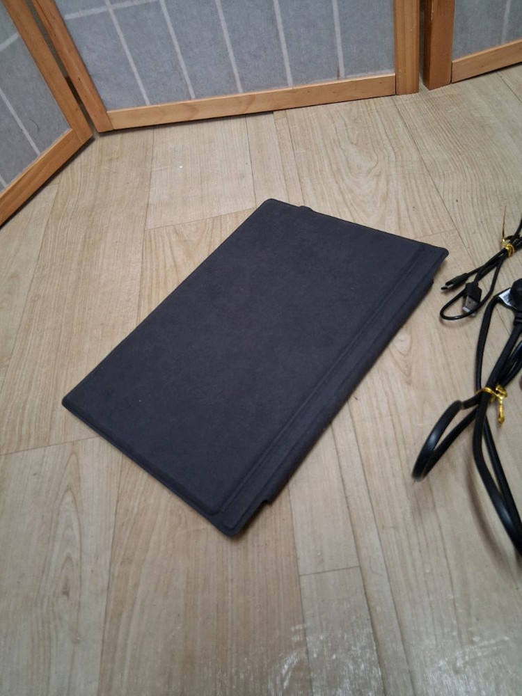 Surface PRO 128GB--7