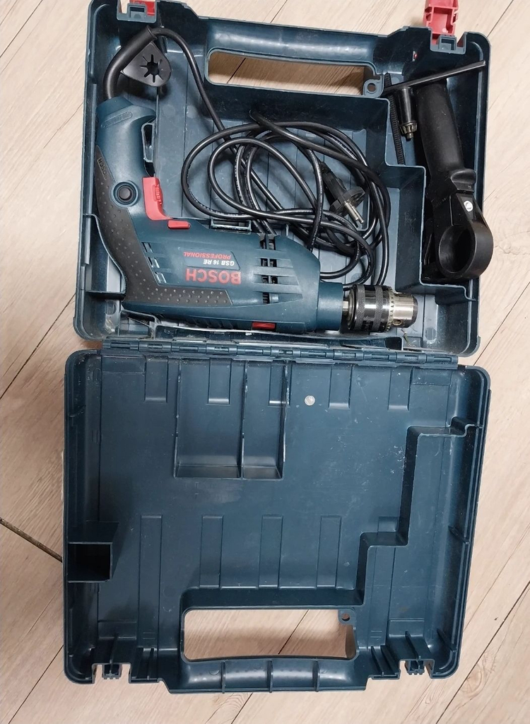 보쉬 GSB 16 RE 전동 해머 드릴 세트 이미지