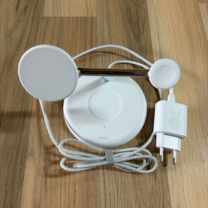 벨킨 3in1 충전기 wiz023