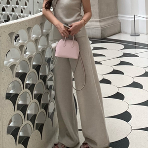 웨어웨더 로에 니트 베스트 + 팬츠 세트 페일그레이