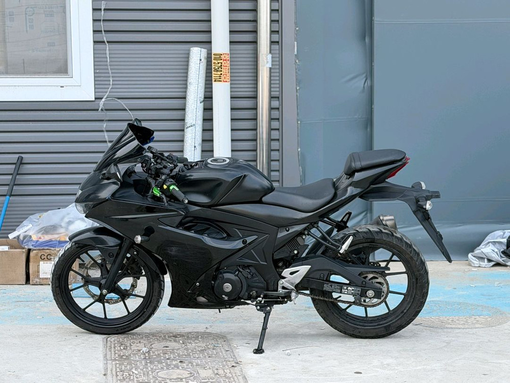 스즈키GSXR125/18년식/3만키로/220만원 이미지