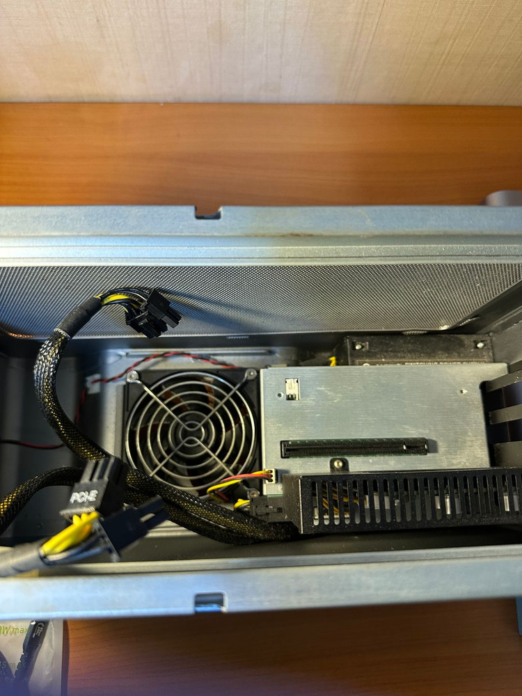 EGPU) AKiTiO 노드 프로 판매합니다--2