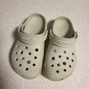 크록스키즈 클래식 베이지 c11