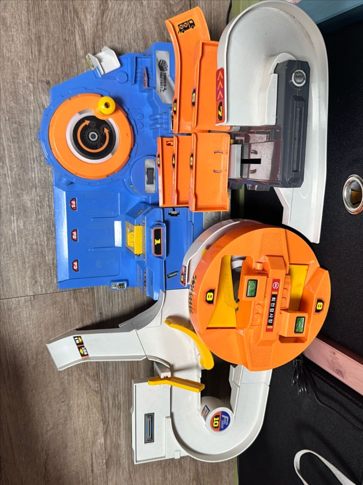 토미카 회전 주차 타워--1