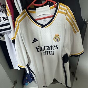 24 레알 어쌘틱, 레플리카