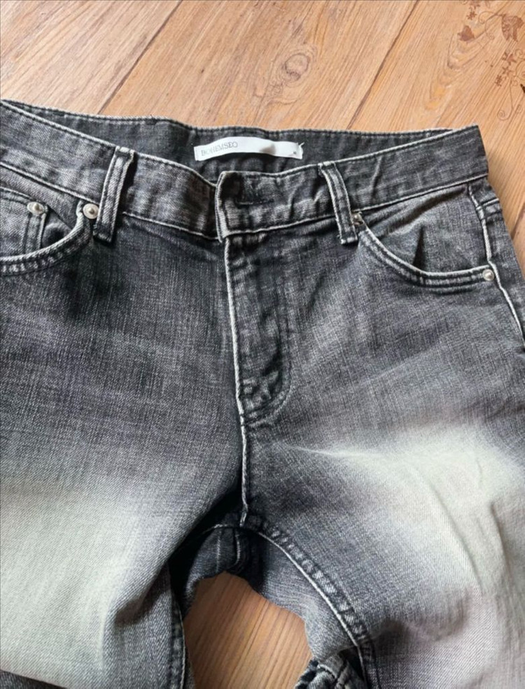 보헤미안서울 부츠컷 그레이 이미지