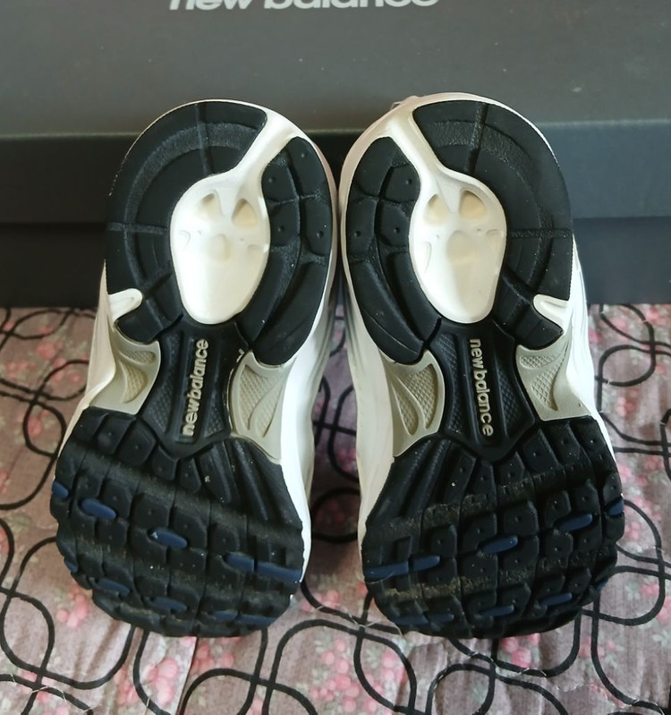 뉴발란스키즈530 화이트스틸 160운동화 거의새거--6