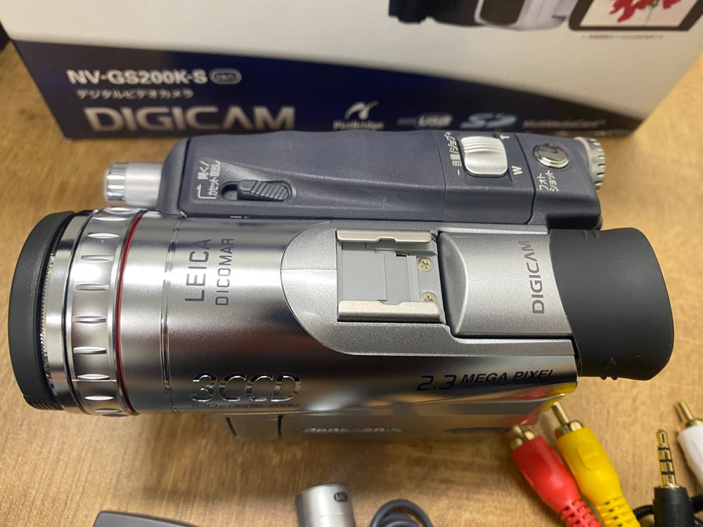 파나소닉 빈티지 Mini DV 6mm 캠코더 NV-GS200--4