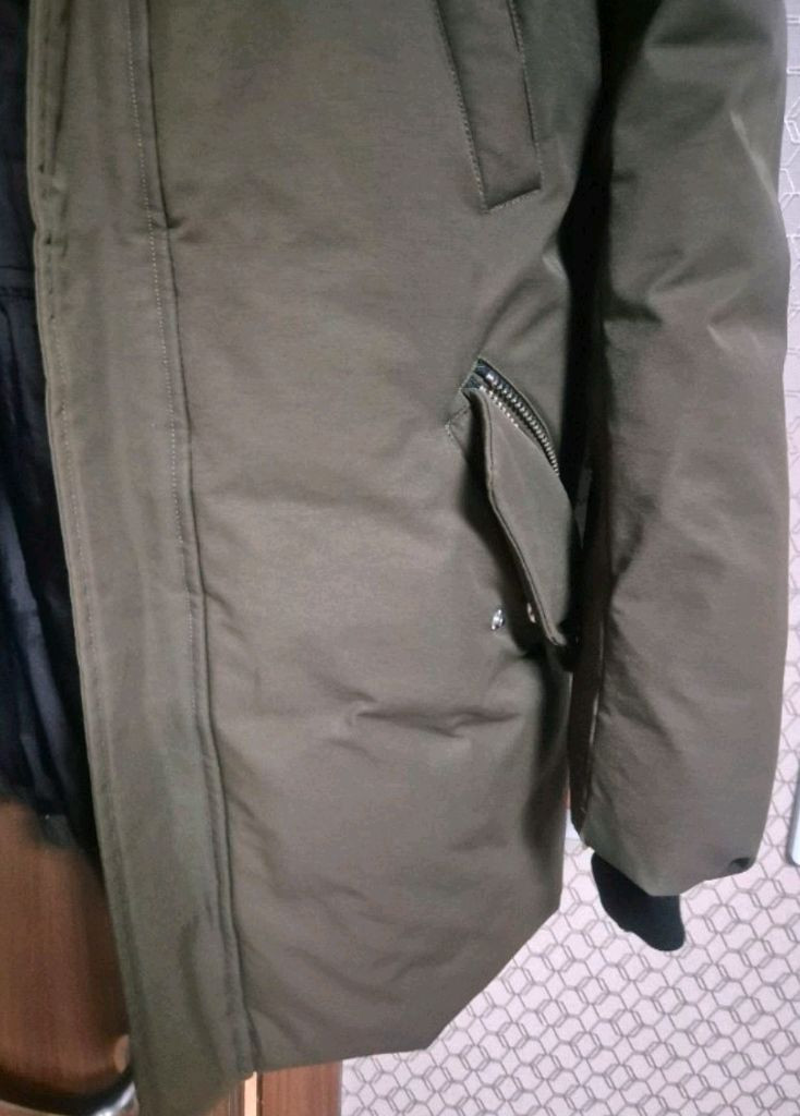 맥케이지 에드워드 카키 패딩--2