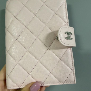 캐비어 레더 카드지갑