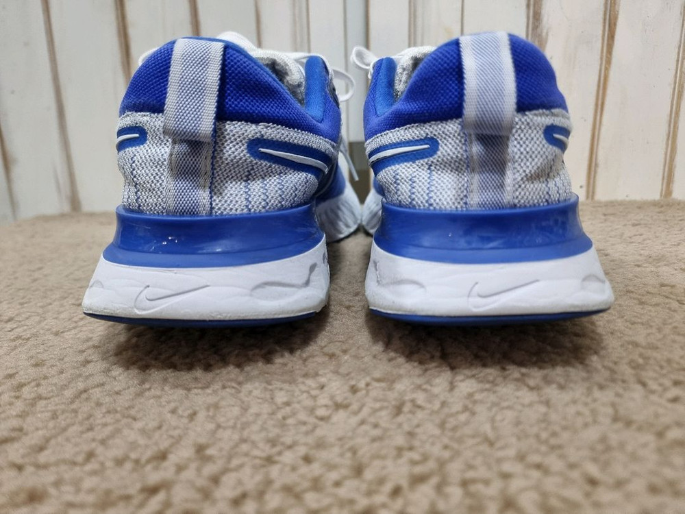 나이키 리액트 인피니티 런 플라이니트2 (D1 이미지