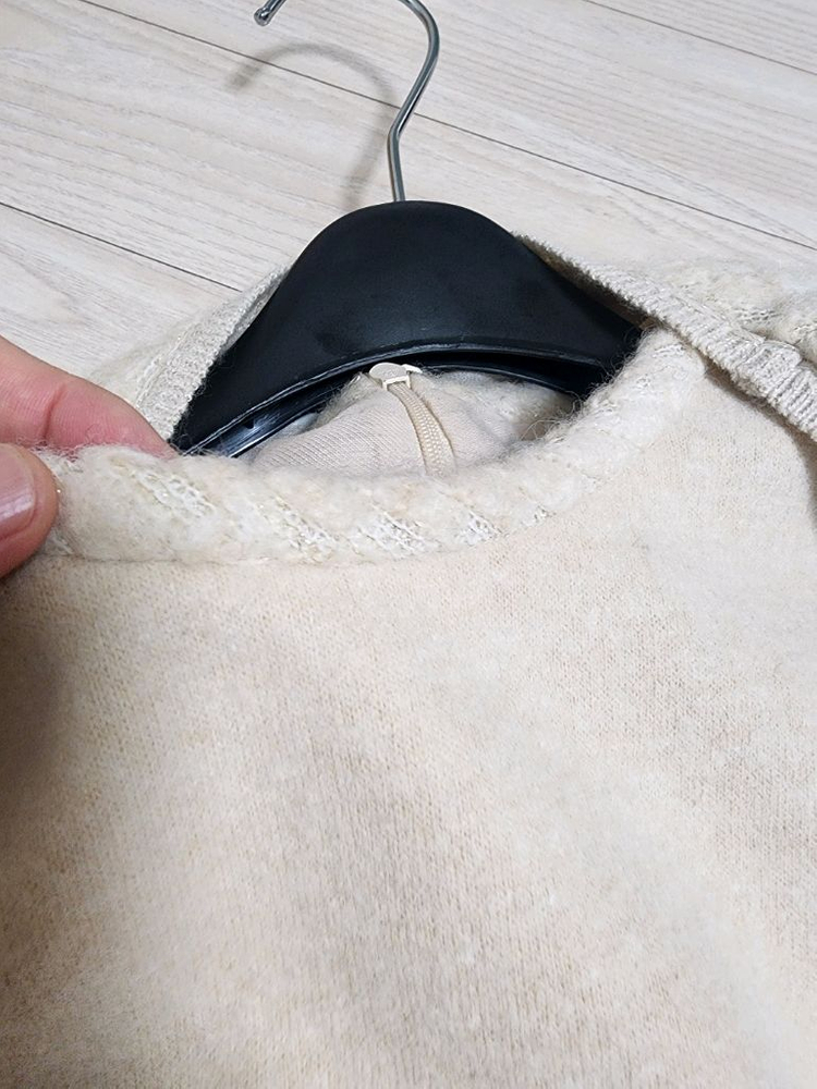 마인 슬리브리스 튤 드레스와 글리터 버튼 업 가디건 세트 이미지