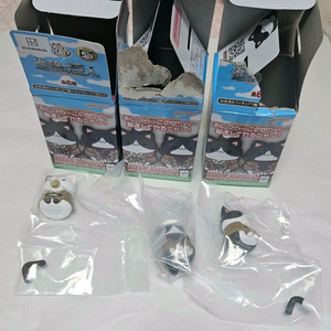 진격의거인 에렌, 미카사, 샤샤 메가캣 고양이 피규어 판매합니다. 이미지