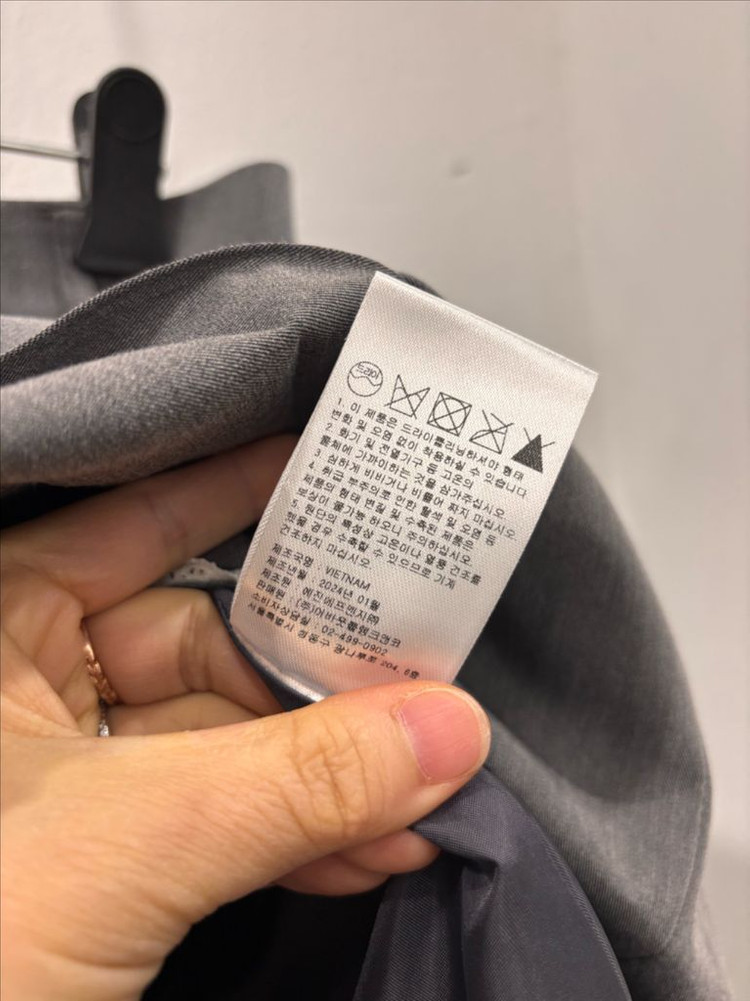 유희 24년 플리츠주름 스커트--4