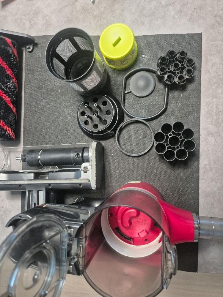 LG 코드제로 A9 무선 청소기 본체 만 사용감 있으나 작동잘됩니다 이미지