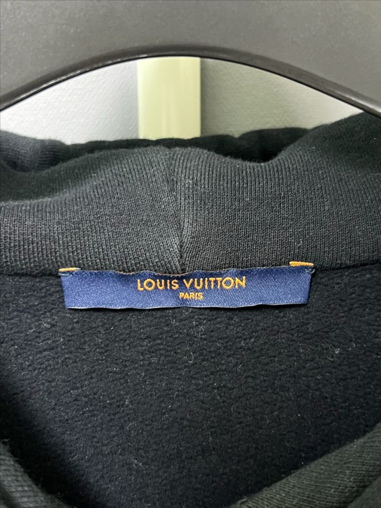 [정품] XL 루이비통 엠브로이더드 시그니처 후드티 블랙 이미지