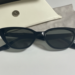 제니 젠틀몬스터 크렐라 선글라스 S급