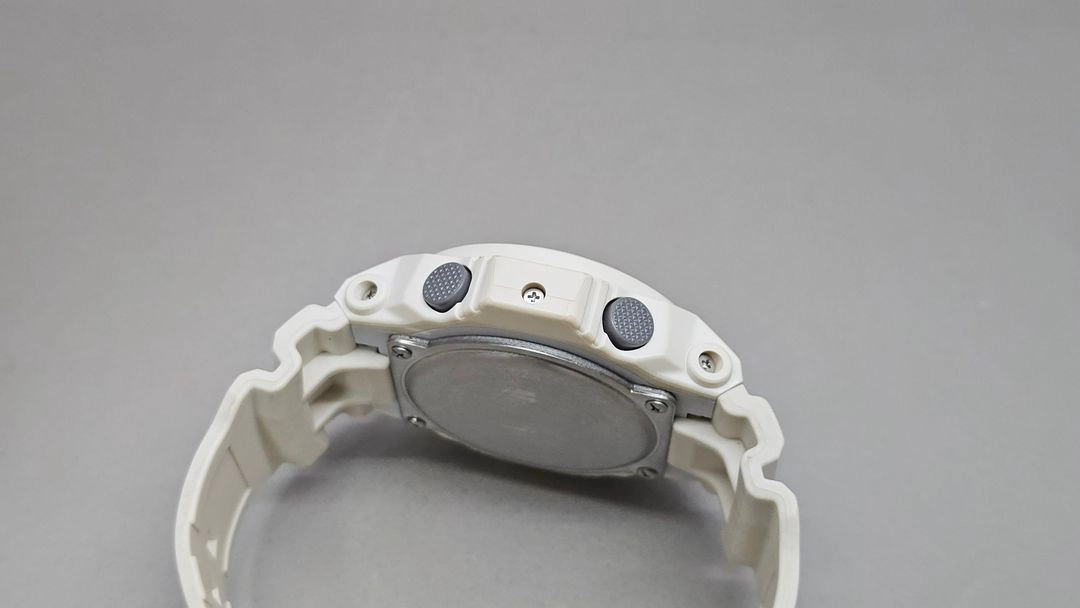 카시오 지샥 GA-150MF 화이트 메탈릭블루 이미지