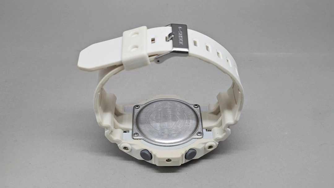 카시오 지샥 GA-150MF 화이트 메탈릭블루 이미지