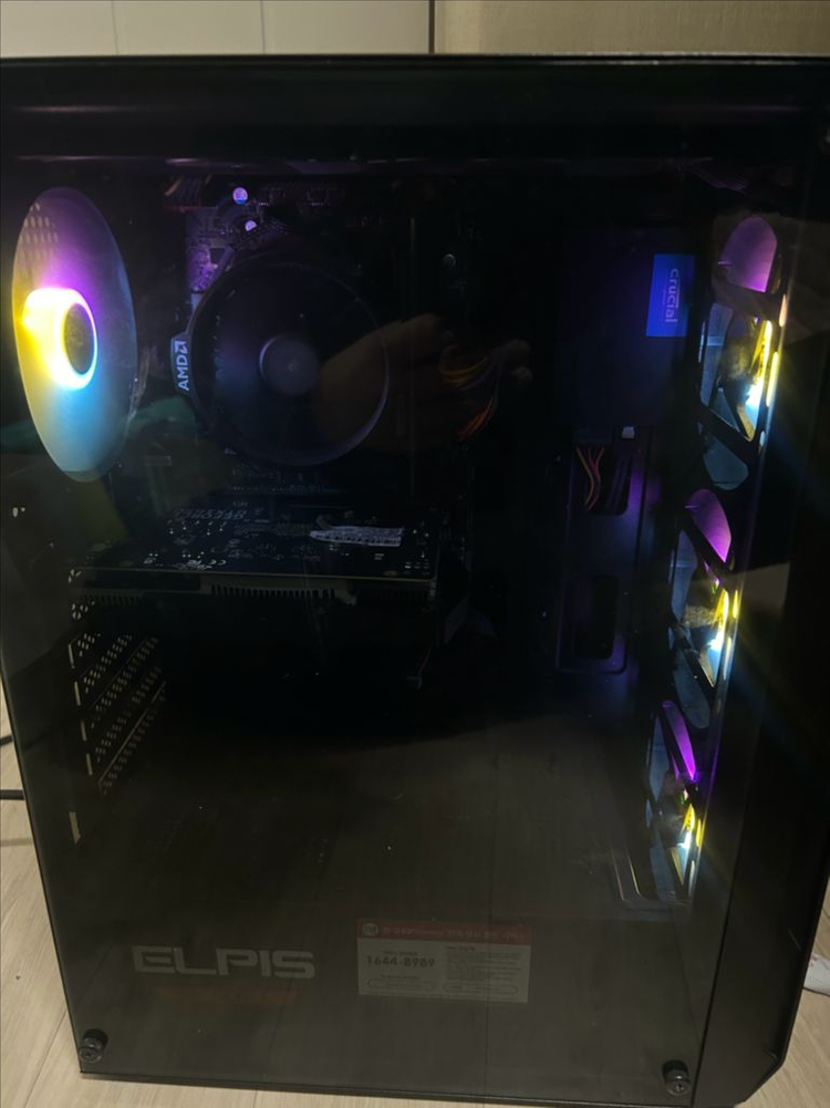 라이젠5 3500, gtx1650 게이밍 컴퓨터 본체 이미지