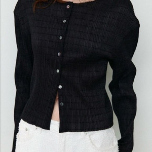 샵레터 mela 멜라 플리츠 블라우스 - 블랙