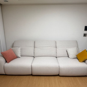 4인용 소파 이미지