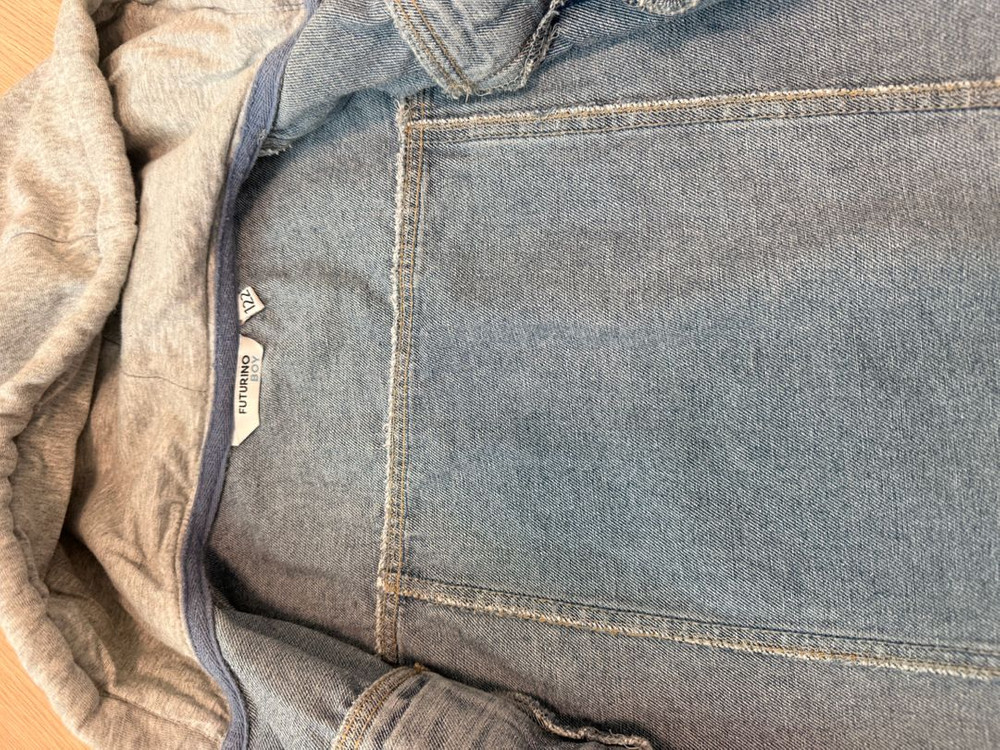 수입 데님 후드 청자켓 후드티 봄 점퍼 120~130 사이즈 정도 이미지