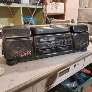 초대형 산요 붐박스 M CD950F 및 활용법/라디오만 되고 화물만