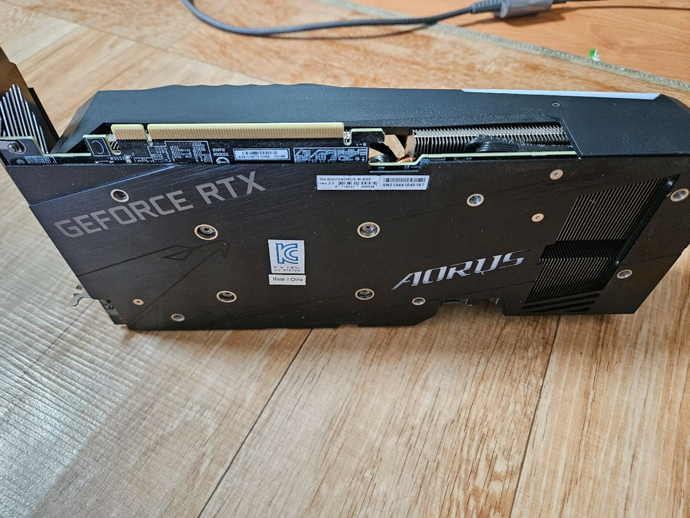 rtx 3070 aorus 팝니다 .--4