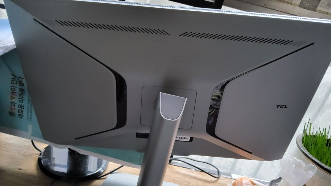 32인치 180hz miniled게이밍 모니터 이미지