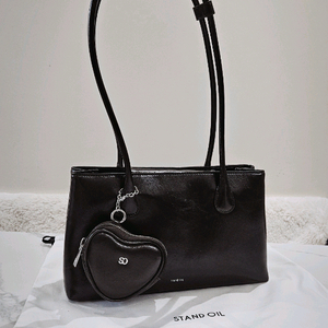 스탠드오일 숄더백 스퀘어 로우백 마론 + 스탠드오일 하트 팟 키링 마론