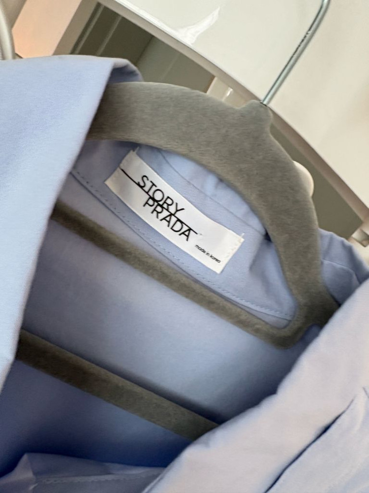 레이어드 리본 셔츠, 랩스타일 플리츠 스커트--3