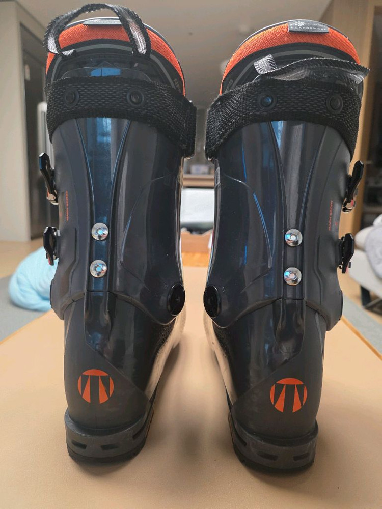 테크니카 마하스포츠HV 스키부츠 이미지