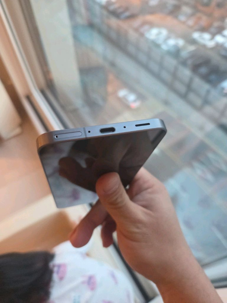 갤럭시 퀀텀6 SS급 + 케이스 2종--6