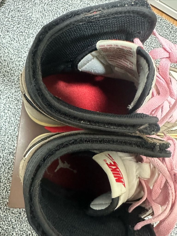 (특가)나이키 에어조던1 트래비스 스캇 모카 하이 285--3