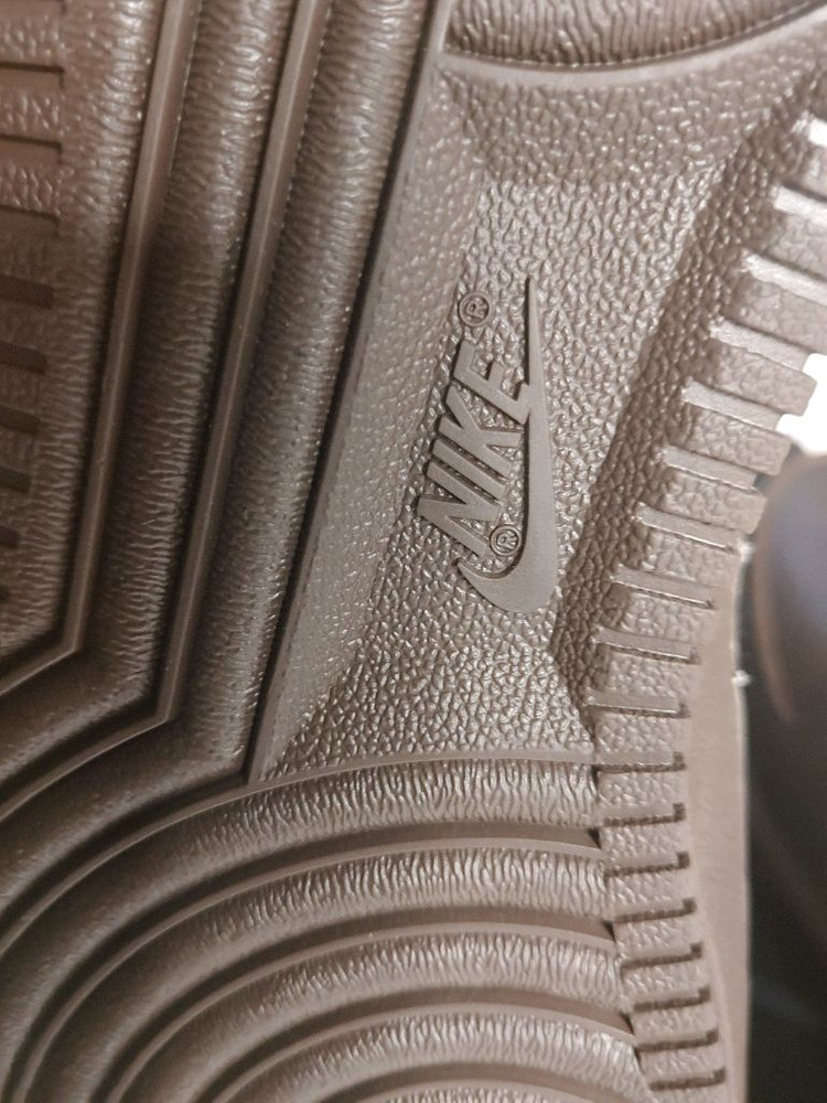 나이키x슈프림 바로크브라운 270mm 새상품--3