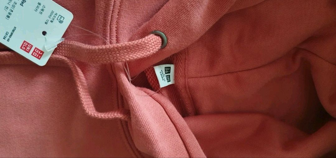 유니클로 코랄색 후드티 L.반값택비포함 15000--1