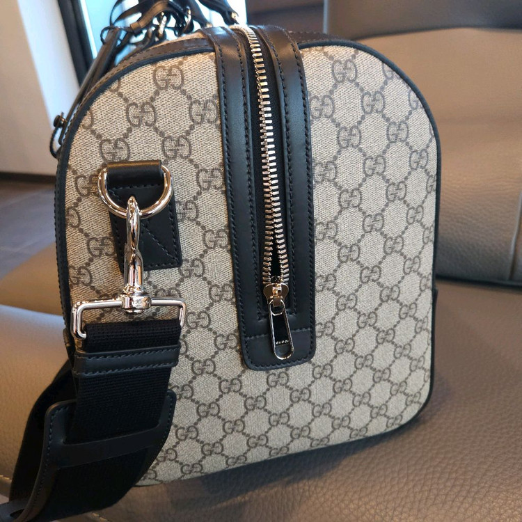 구찌 여행가방 슈프림 더플백 보스턴백 이미지