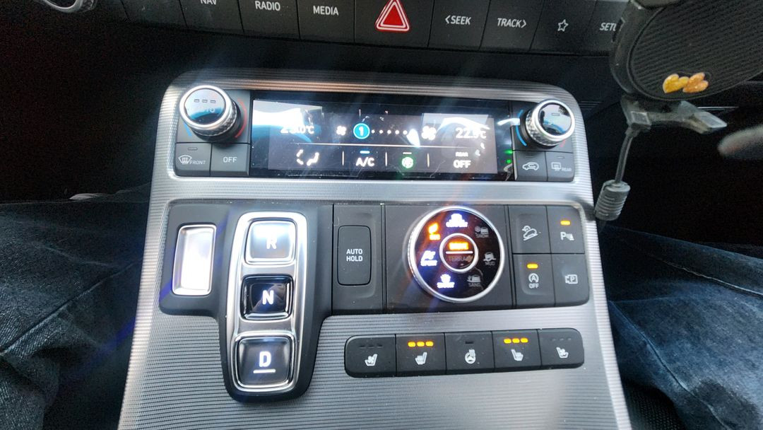 펠리세이드3.8 가솔린 4륜구동 캘리그라피 이미지