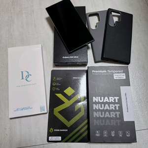 갤럭시 s24 울트라 512 티타늄 블랙 팝니다.