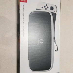 미개봉] 닌텐도스위치 oled 겸용 정품 파우치, 액정필름 포함
