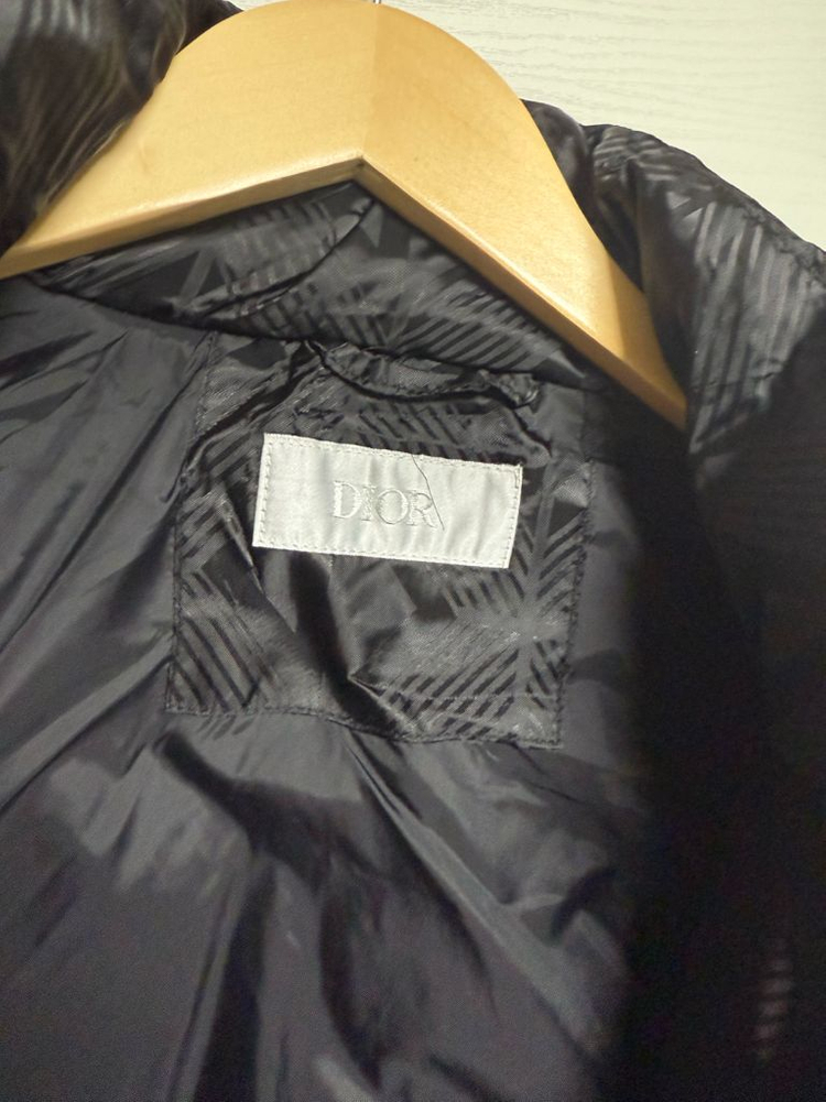 디올 패딩조끼 이미지