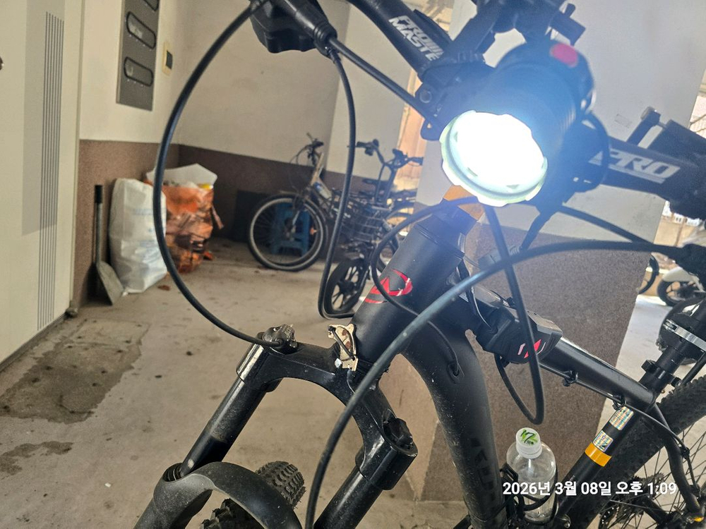 알톤 아더 A30 MTB 산악자전거 27.5인치 판매합니다--6