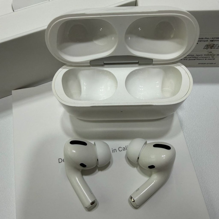 에어팟프로1세대 팝니다--3